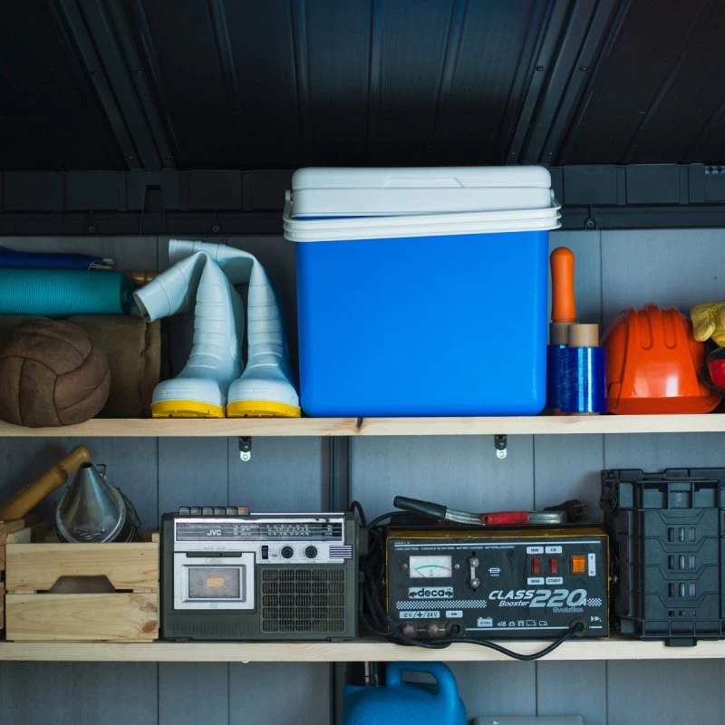 Abri Monopente En Résine Brossée Brossium 7,4m² + Plancher KETER 4 Abri Monopente En Résine Brossée Brossium 7,4m² + Plancher KETER – Image 4