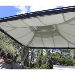 Pergola Autoportante 300x360cm En Aluminium Avec Rideaux Latéraux Et Toile De Toit - OPALE - Couleurs Du Monde -Outdoor Soldes pergola autoportante 300x360cm en aluminium avec rideaux lateraux et toile de toit opale couleurs du monde 3