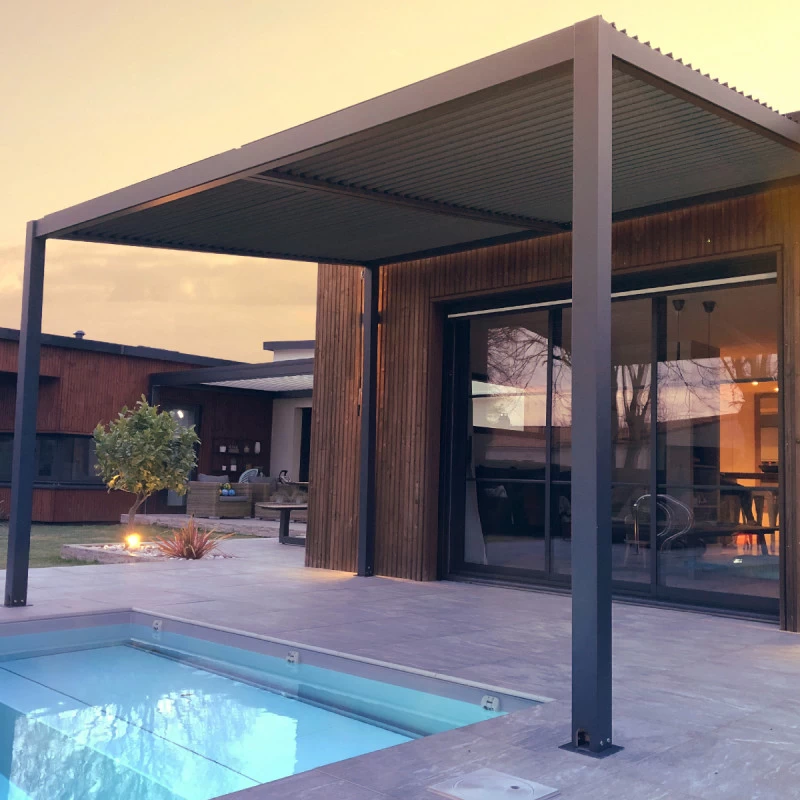 Pergola Bioclimatique En Aluminium Avec Lames Orientables Grises Anthracite TRAMONTO - DCB Garden 3 Pergola Bioclimatique En Aluminium Avec Lames Orientables Grises Anthracite TRAMONTO - DCB Garden – Image 3